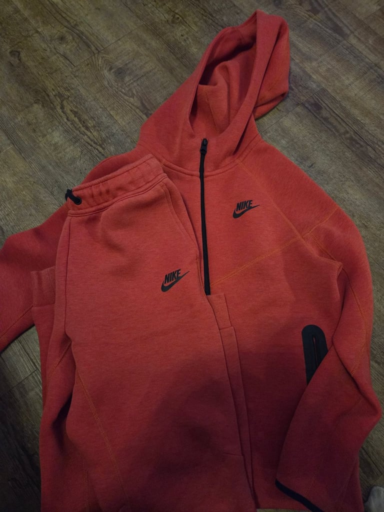 image for Nike tech tracksuit 