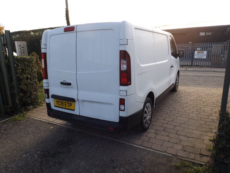 2019 Renault Trafic SL27 dCi 120 Business+ Van PANEL VAN Diesel Manual