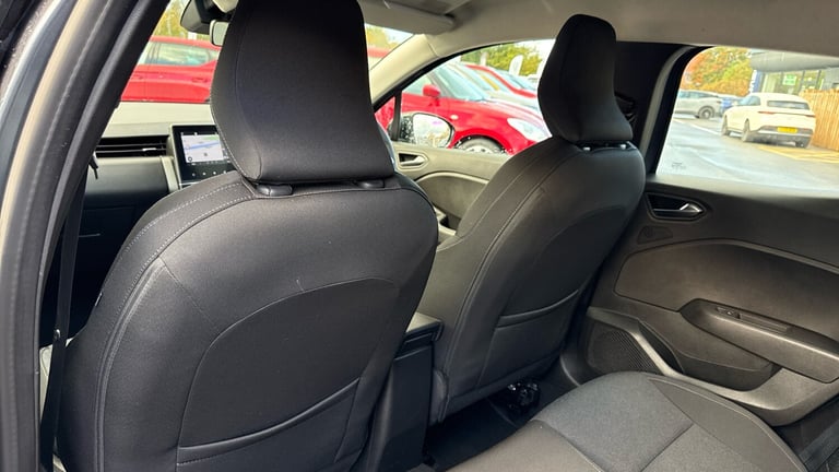 2022 Renault Clio 1.6 E-TECH full hybrid 145 Evolution 5dr Auto (Rea Hybrid