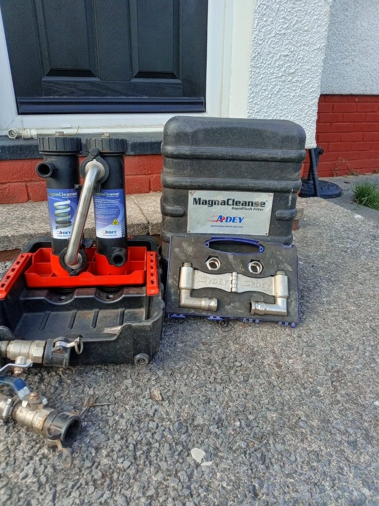 MagnaCleanse - central heating cleaning kit 