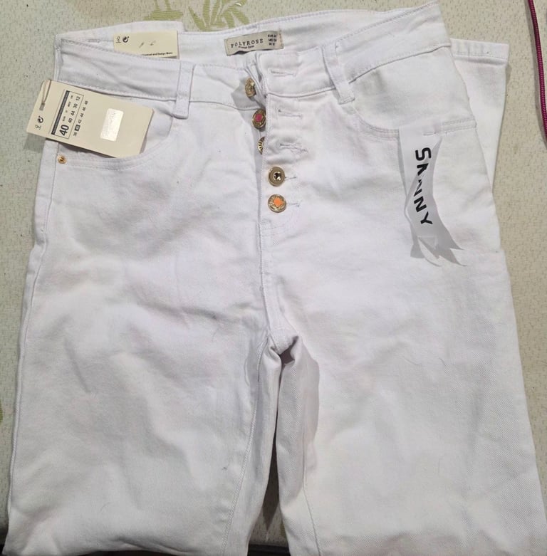 image for Ladies white skinny jeans 