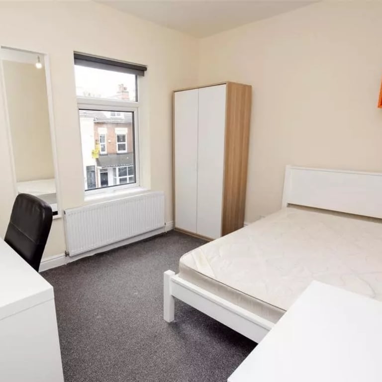 Supported Accommodation, B11 3JY available! DSS claimants & UNIVERSAL CREDIT accepted