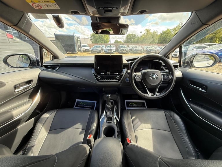 TOYOTA COROLLA 2.0 VVT-h Trek Touring Sports CVT Euro 6 (s/s) 5dr 2022