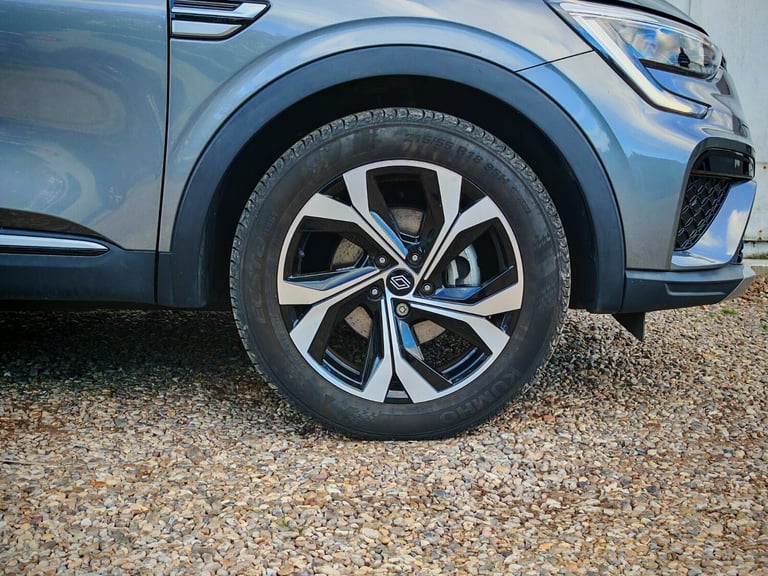 2023 Renault Arkana 1.6 E-Tech FHEV 145 Techno 5dr Auto COUPE PETROL/ELECTRIC Automatic