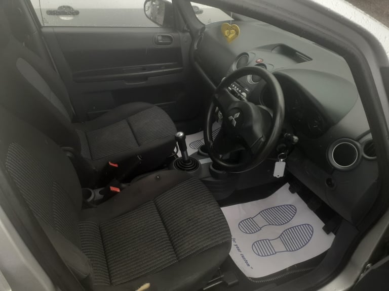 2008 Mitsubishi Colt 1.1 CZ1 5dr HATCHBACK Petrol Manual - Image 2