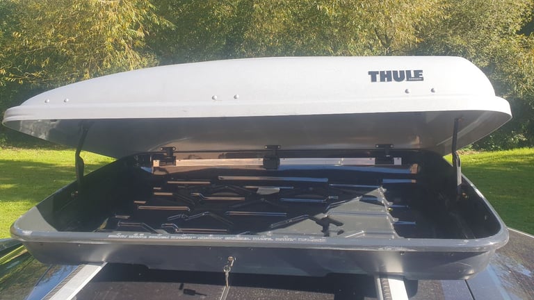 THULE Roof Box 