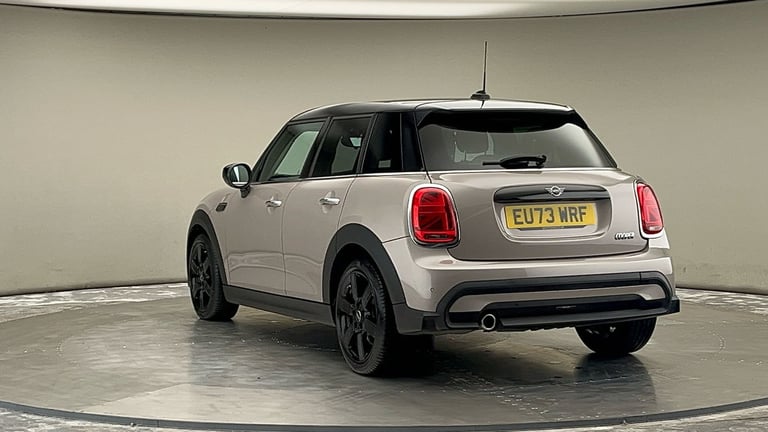 2024 MINI Hatch 5-Door Hatch Cooper Classic Hatchback Petrol Automatic