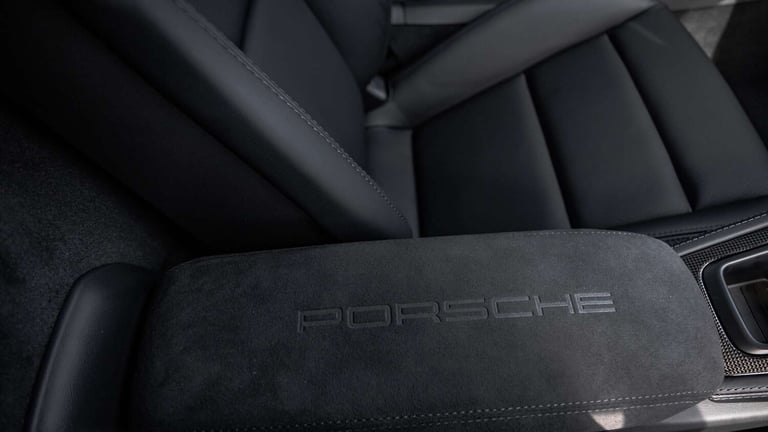  Porsche 718 Cayman GTS 4.0 (2025) Coupe Petrol Automatic