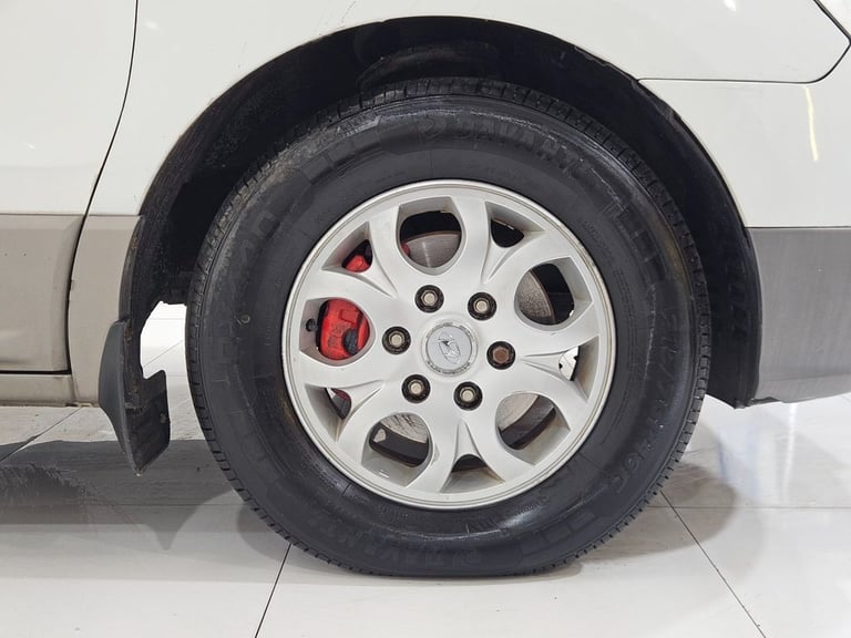 2012 61 HYUNDAI I800 2.5 CRDI STYLE MPV 5DR DIESEL MANUAL EURO 4 (168 BHP) DIESE