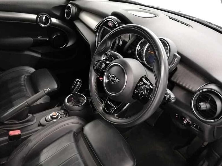 2019 MINI Cooper 2.0 Exclusive Hatchback 5dr HATCHBACK Petrol Automatic