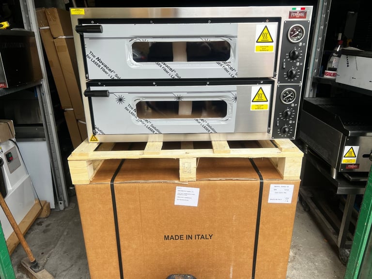 NEW ITALIAN 8 X 13'' PIZZA OVEN  QUALITY CATERING COMMERCIAL KITCHEN EQUIPMENT