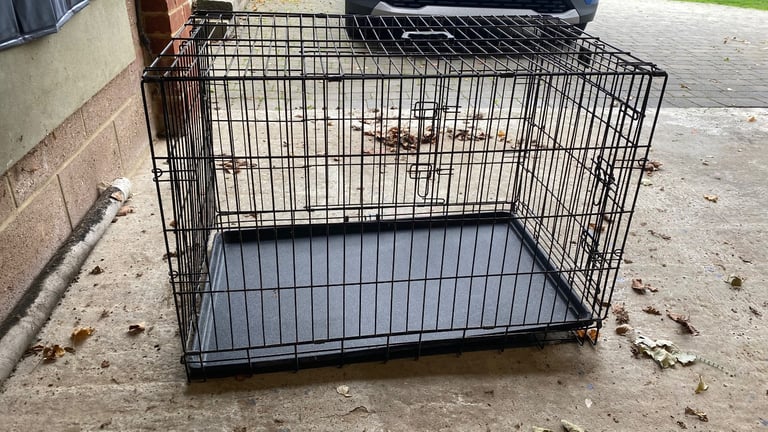 Large dog metal crate with tray