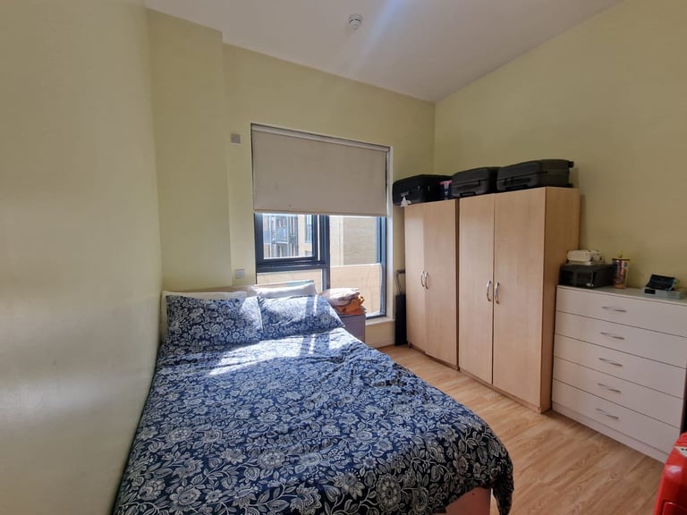 2 BED -1 BATH -1 ENSUIT OPEN PLAN DINNER | KITCHEN -FULLY FURNISHED AVAILABLE FOR A SMALL FAMILY  