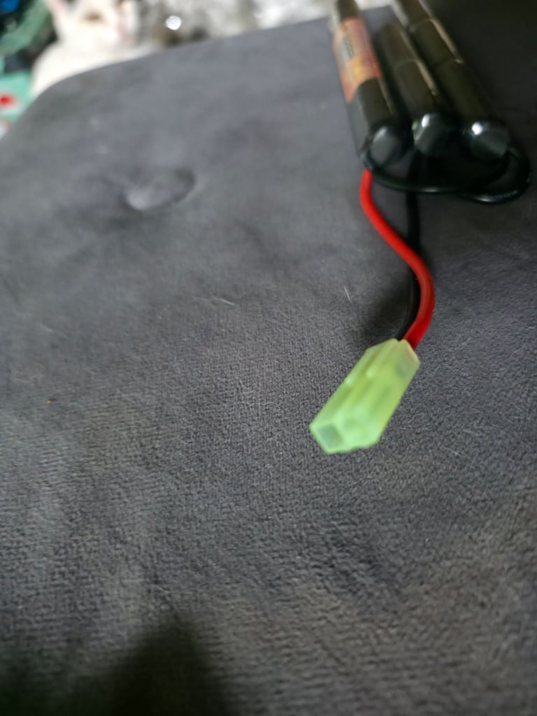 Air soft 2200 mAh 9.6v battery 