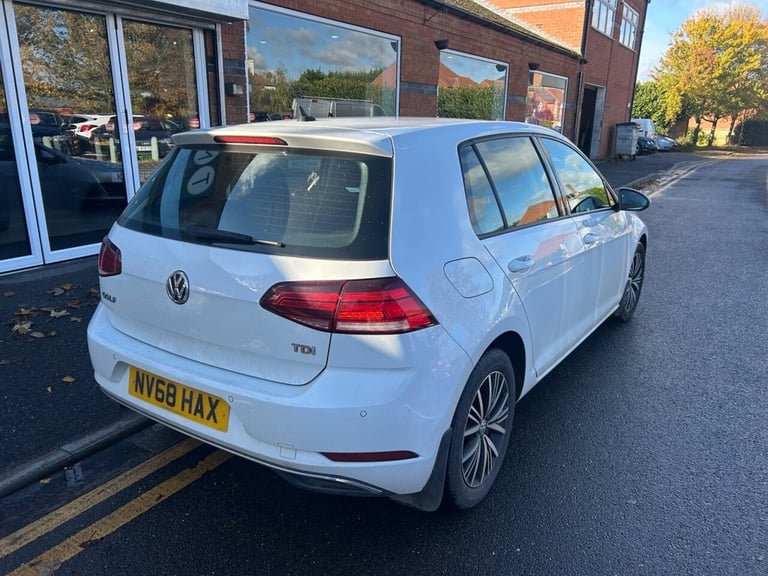 2018 Volkswagen Golf 1.6 TDI SE [Nav] 5dr DSG HATCHBACK DIESEL Automatic