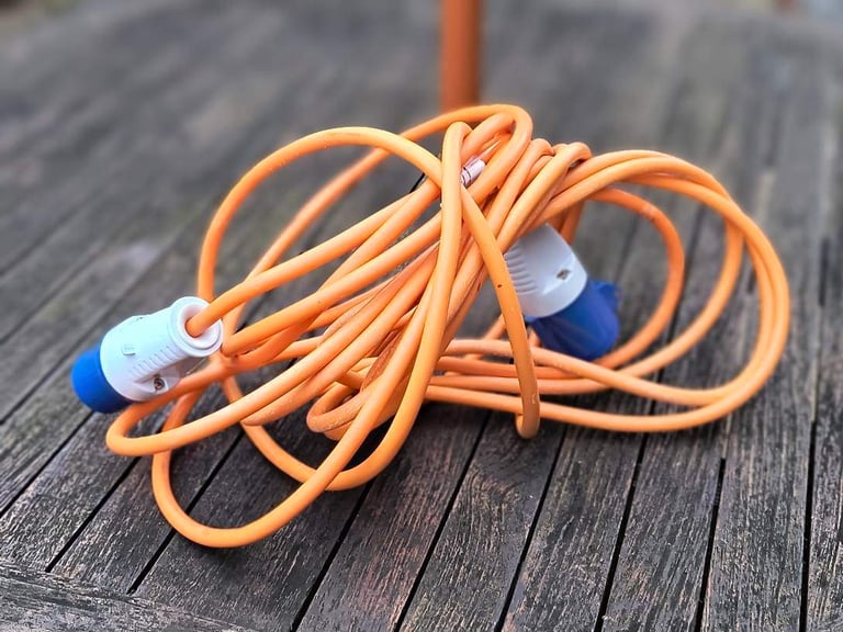 10M Heavy Duty Hook Up Caravan Cable Camping 16 Amp 240V Mains Extension EHU