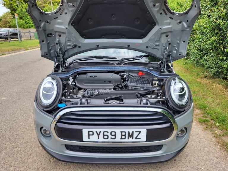 2020 MINI Hatch 1.5 Cooper Classic Euro 6 (s/s) 3dr HATCHBACK Petrol Manual