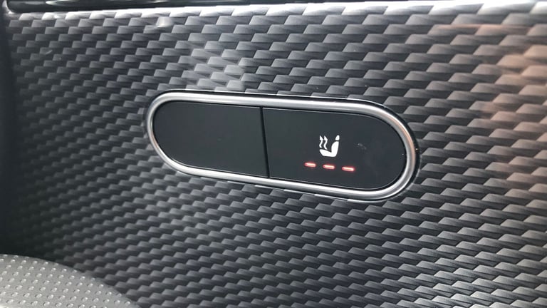 2022 Mercedes-Benz A-Class A 200 SPORT EXECUTIVE AUT Saloon Petrol Automatic