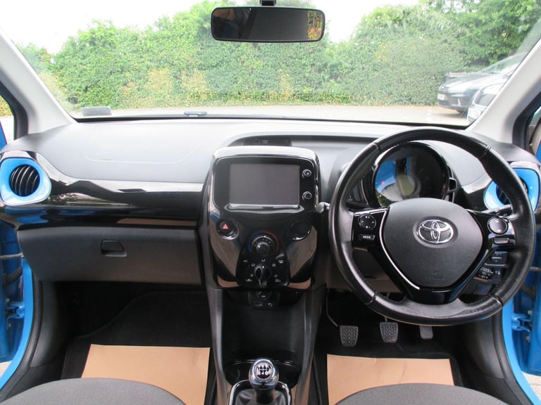 2016 Toyota AYGO 1.0 VVT-i x-cite Euro 6 5dr HATCHBACK Petrol Manual