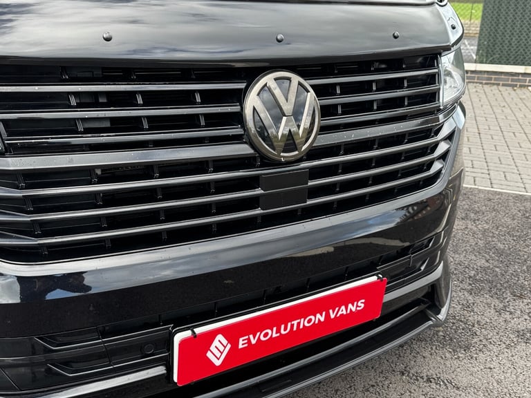 2020 Volkswagen Transporter Shuttle 2.0 TDI 150PS SE Minibus DSG MPV Diesel Automatic