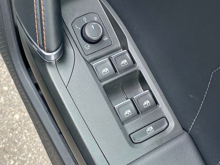 2022 Cupra Formentor 1.5 TSI 150 V1 DSG 5dr - Virtual Cockpit &amp; Apple CarPlay &amp; Parking S...