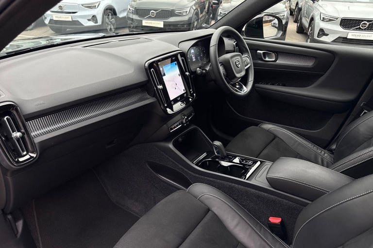 2021 Volvo XC40 1.5 T3 R-Design SUV 5dr Petrol Auto Euro 6 (s/s) (163 ps) ESTATE Petrol Automatic