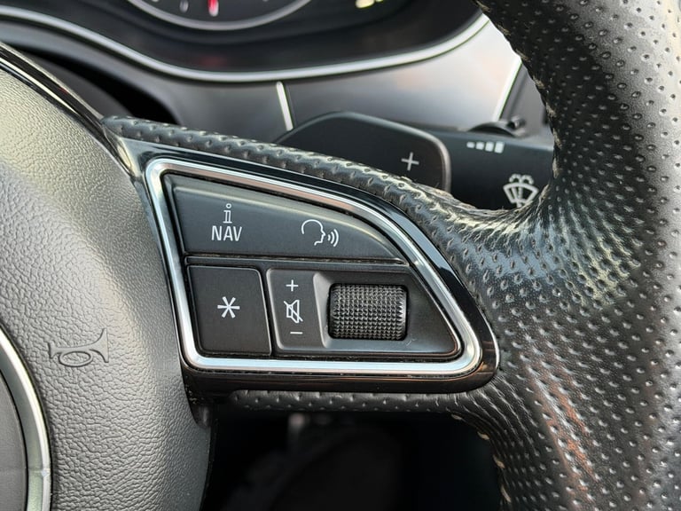 2017 Audi A6 Saloon 2.0 TDI ultra Black Edition S Tronic Euro 6 (s/s) 4dr SALOON Diesel Automatic