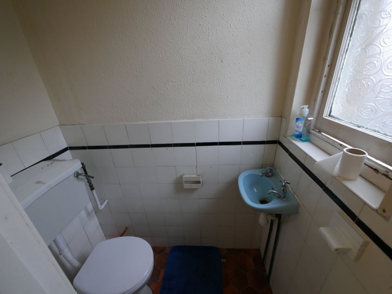 Double Room in Shared property near Big Train Station of Bournemouth