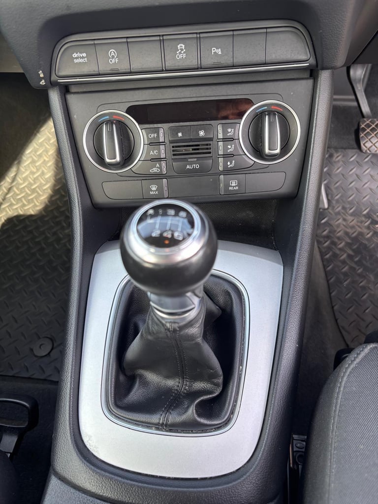 2015 Audi Q3 1.4 TFSI CoD SE Euro 6 (s/s) 5dr ESTATE Petrol Manual