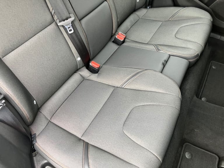 2017 Volvo V40 T3 [152] Cross Country Nav Plus 5dr HATCHBACK PETROL Manual