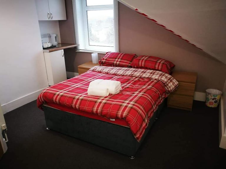 Spacious & Cosy Studio for Rent in - ME14 2UU