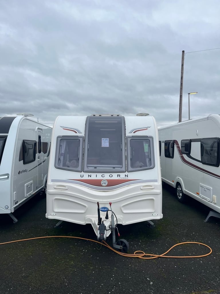 Bailey Unicorn Valencia 4 berth fixed bed