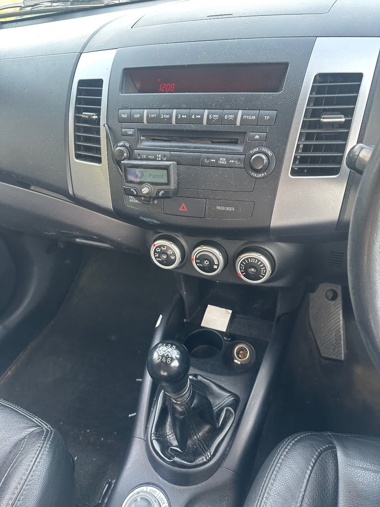 Mitsubishi, OUTLANDER, Panel Van, 2010, Manual, 1968 (cc)