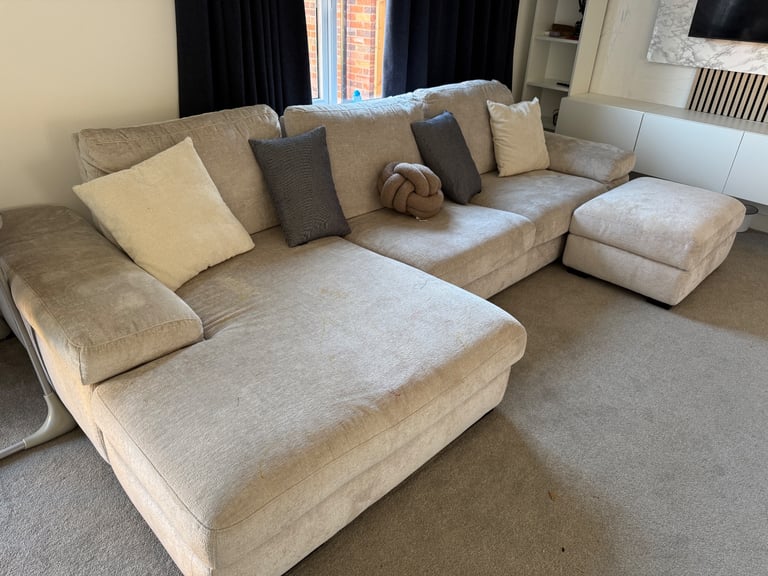 Right facing 3 seater with ottoman storage 