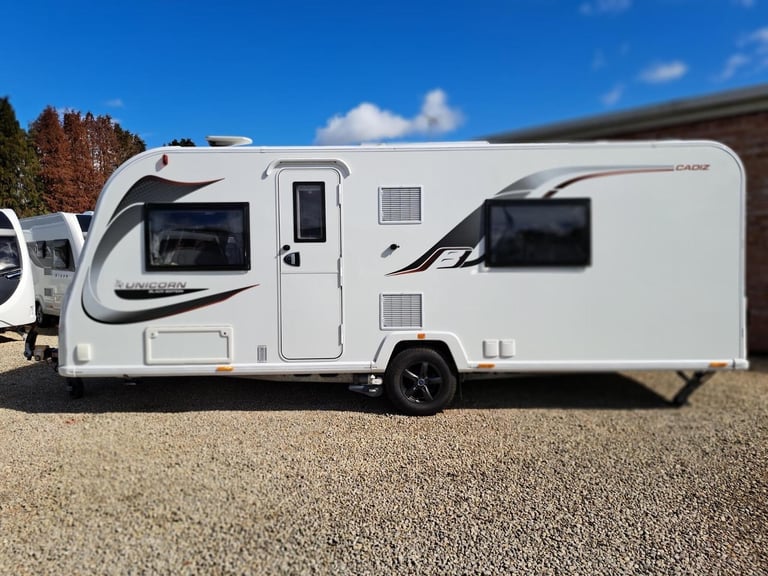 2020 Bailey Unicorn Cadiz Black Edition