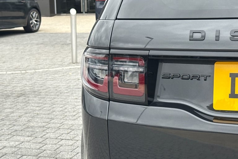 2025 Land Rover Discovery Sport 2.0 D200 Dynamic HSE 5dr SUV DIESEL Automatic