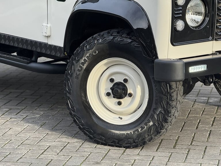 2010 Land Rover Defender Hard Top TDCi PANEL VAN DIESEL Manual