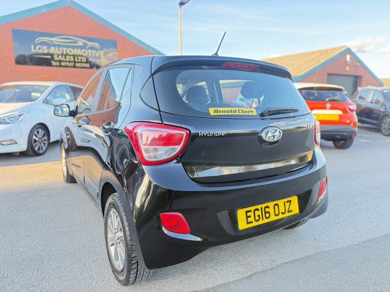 2016 Hyundai i10 1.2 Premium 5dr HATCHBACK Petrol Manual