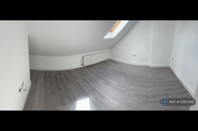 image for 6 bedroom house in Staines Road West, Ashford, TW15 (6 bed) (#2585393)