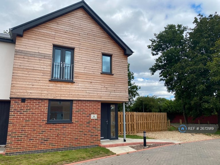 3 bedroom house in West Hill Court, Walcott, Lincoln, LN4 (3 bed) (#2672919)