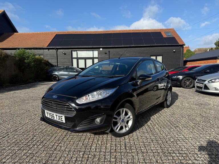 2016 Ford Fiesta 1.0T EcoBoost Zetec Euro 6 (s/s) 3dr HATCHBACK Petrol Manual