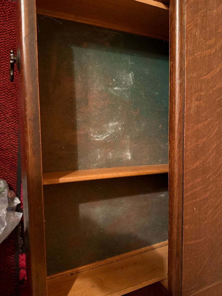 1930s/1940s Hand carved sideboard unit. Unknown make, Dark oak.
