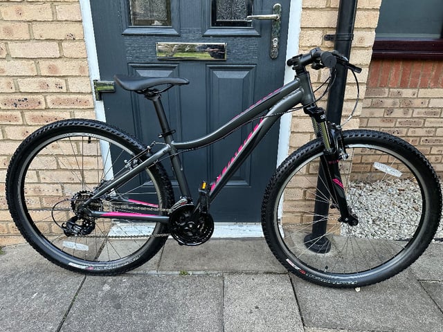 Specialized myka 27.5 hotsell