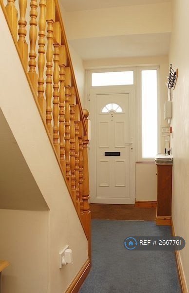 5 bedroom house in Hathersage Road, Manchester, M13 (5 bed) (#2667761)