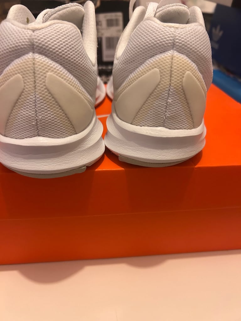 Ladies trainers