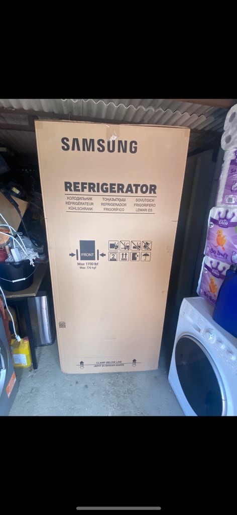 Brand new Samsung American fridge freezer #79