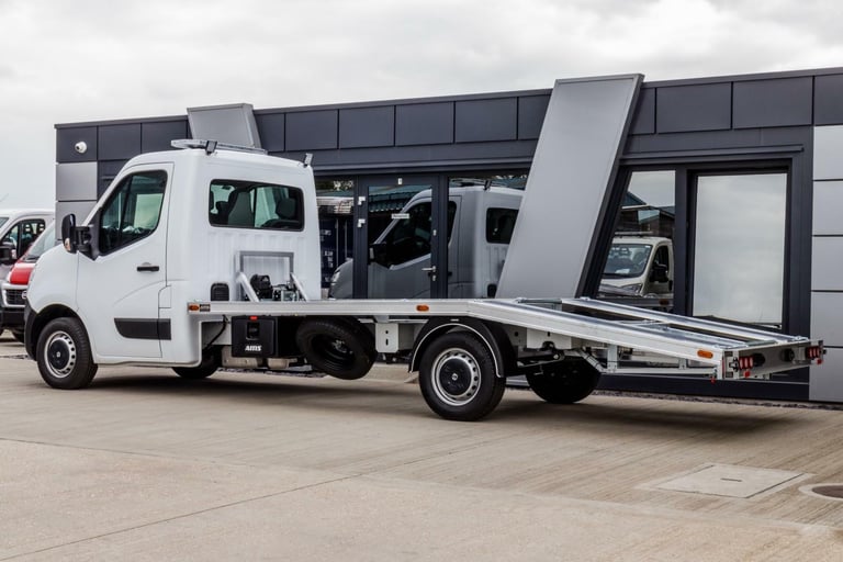 INTERSTAR MASTER RECOVERY TRUCK BODY BEAVERTAIL BODY CAR TRANSPORTER 2024