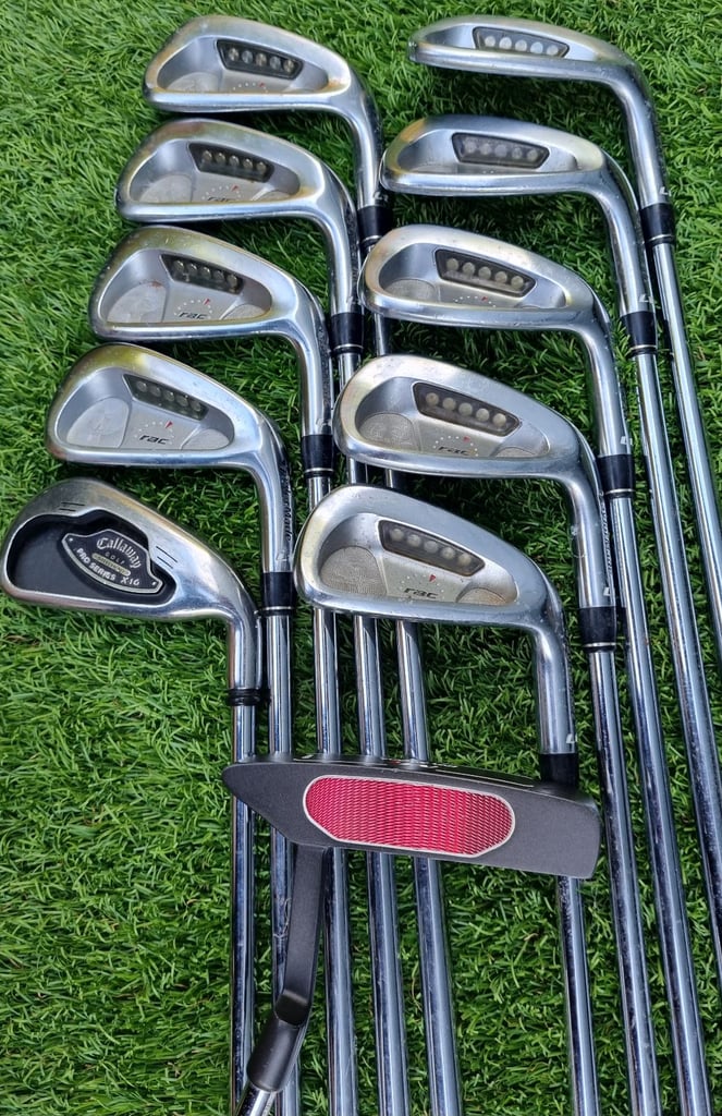 TAYLOR MADE, CALLAWAY, TITLEIST - NEW LYNX trolley bag, NEW CALLAWAY shoes & NEW SRIXON balls