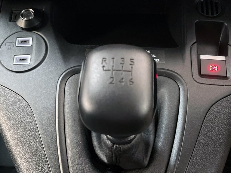 2024 Peugeot Partner 1.5 BlueHDi 100 Asphalt Van Light Van Diesel Manual