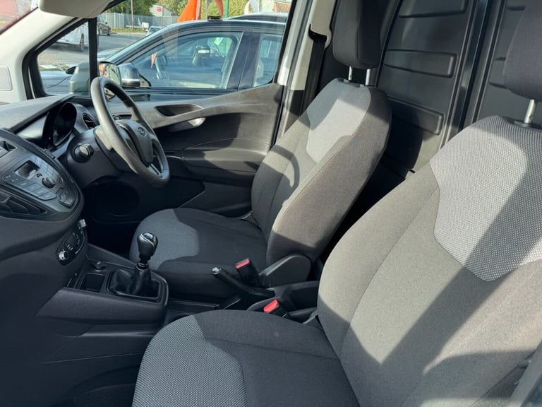 2018 Ford Transit Courier 1.5 TDCi Panel Van 5dr Diesel Manual L1 Euro 6 (75 ps) PANEL VAN Diesel...